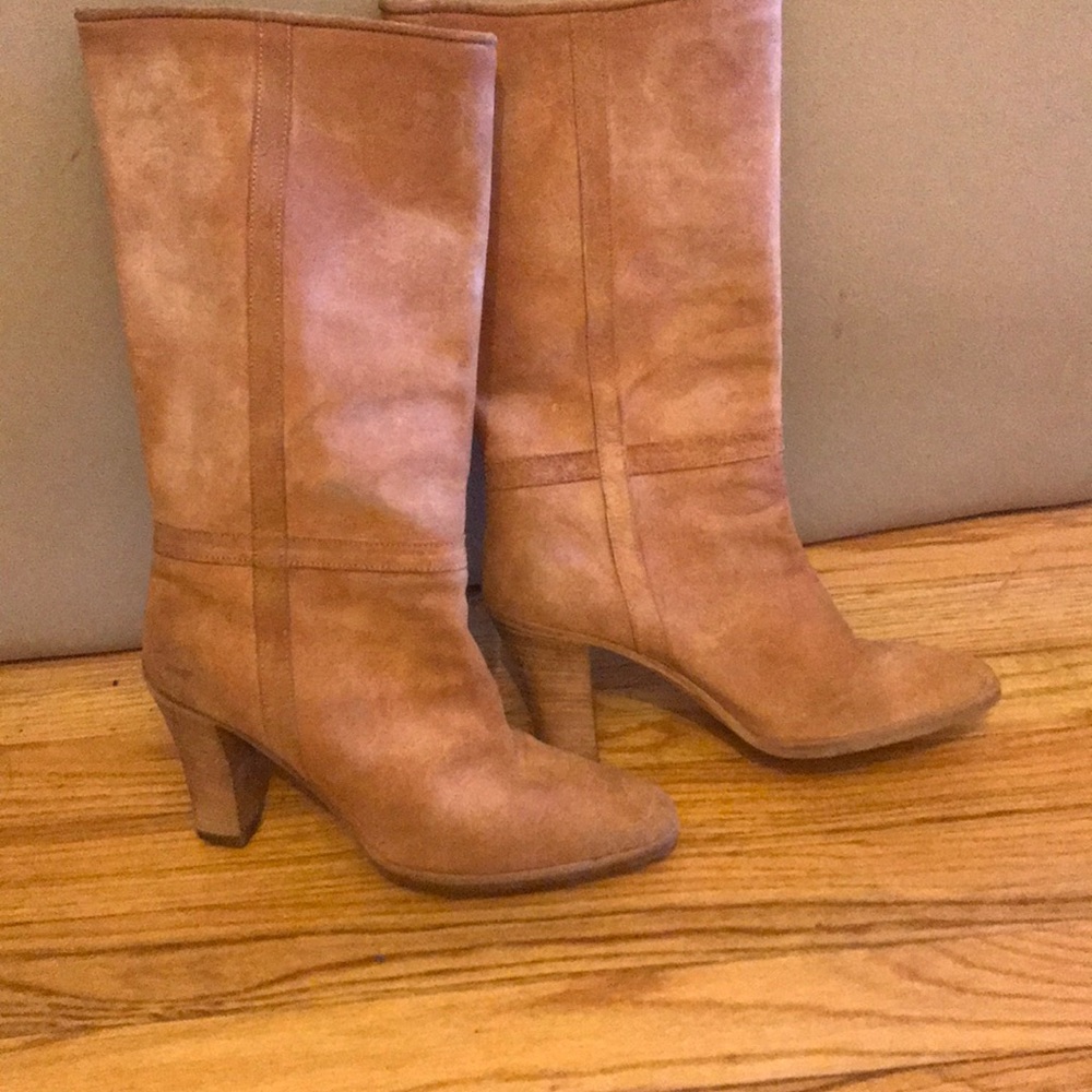 A.P.C tan suede boots. Size 36